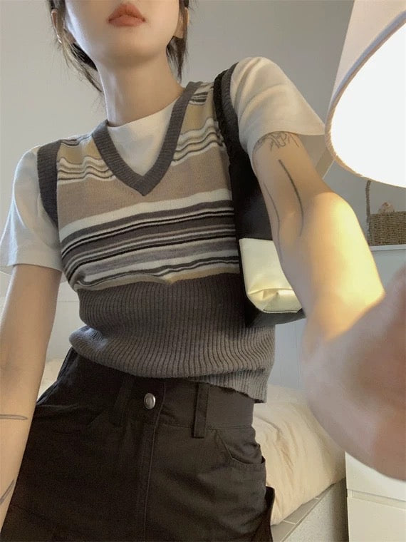 美式美少女条纹背心Vintage Strip V Neck Vest