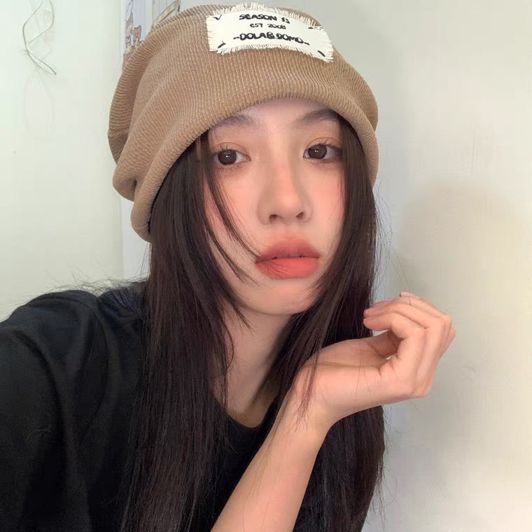 黑色贴布堆堆帽针织帽