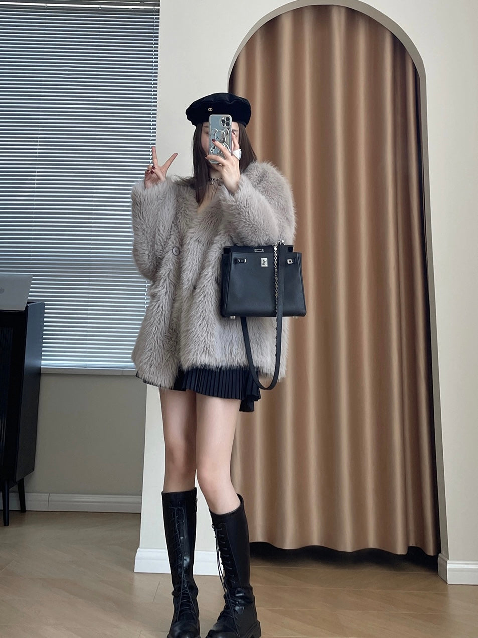 时髦精V领皮草Faux Fur Coat