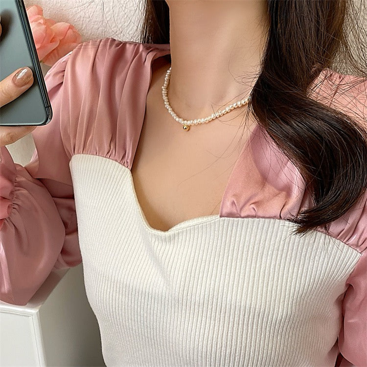 Pearl Necklace with a Gold Clasp