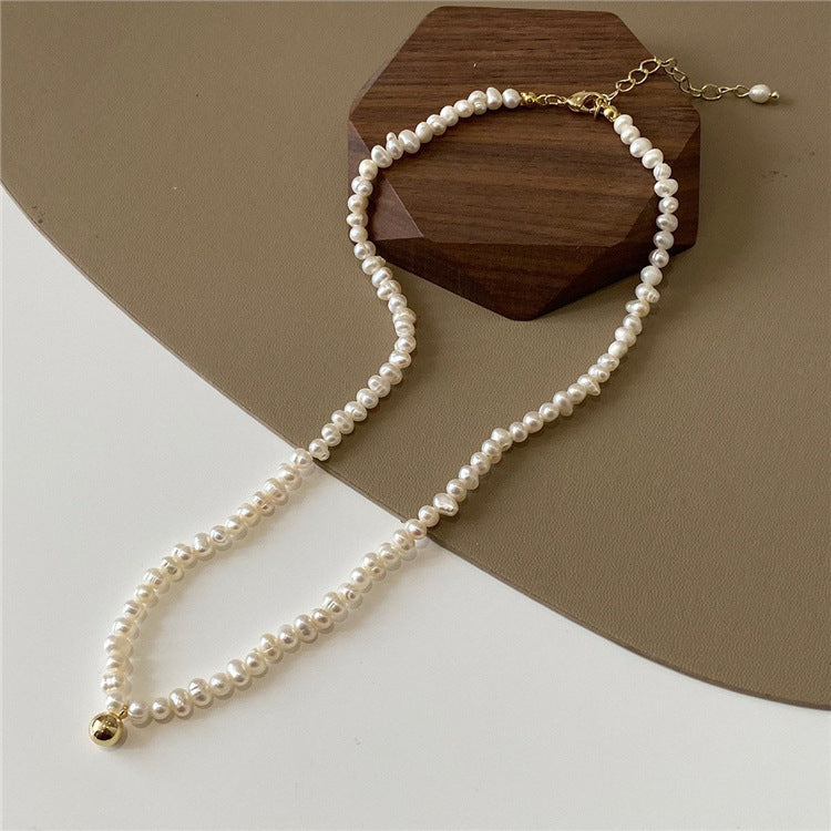 Pearl Necklace with a Gold Clasp