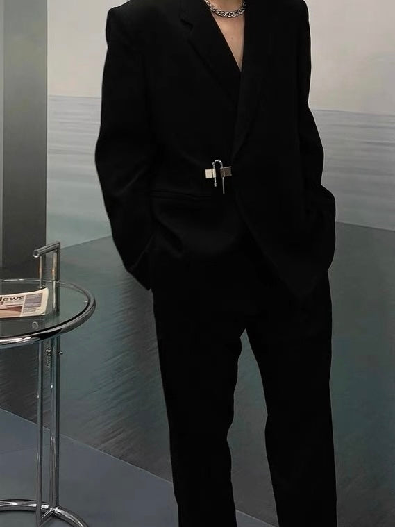 即将售罄/酷飒黑色锁头西服Black Blazer with Padlock