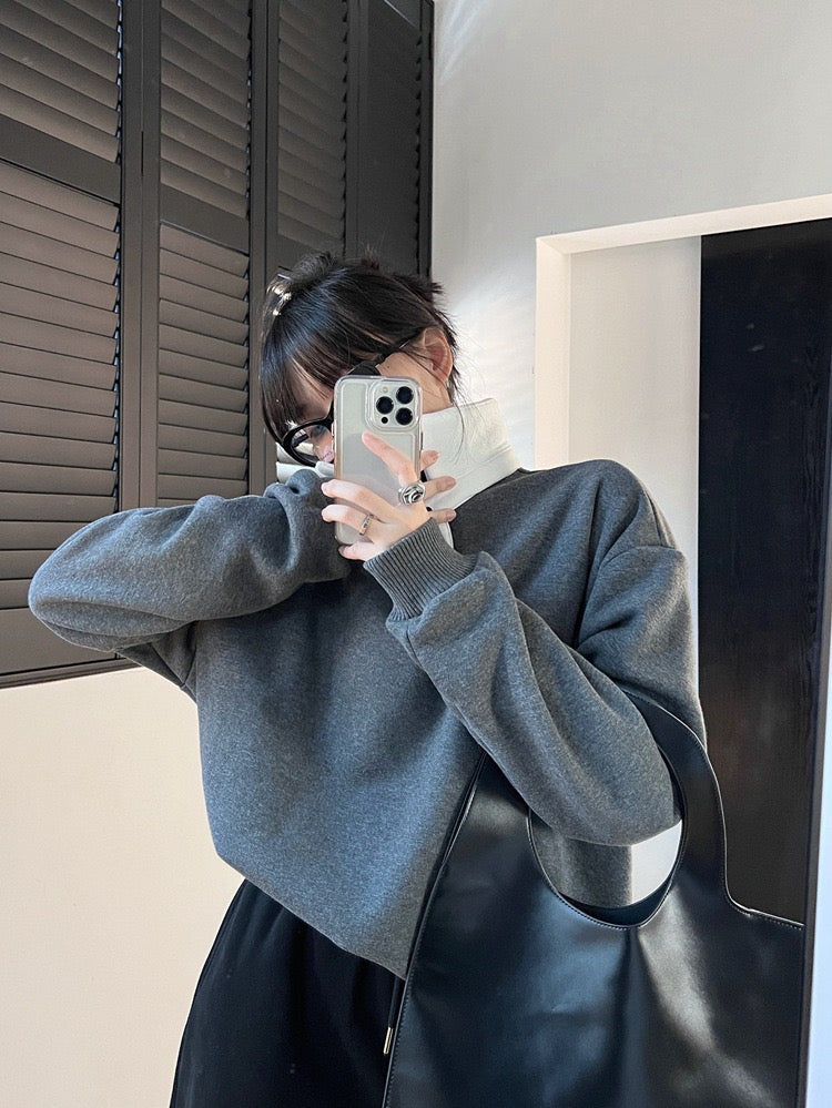 灰色学院风加绒卫衣Grey Collared Sweater with Fleece