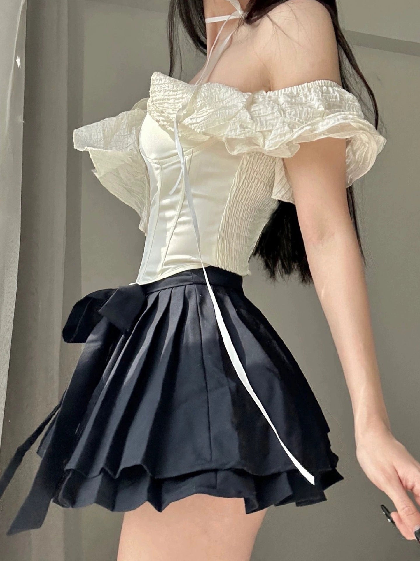 甜酷鱼骨抹胸上衣Spicy Siren's Retro Off-Shoulder Crop Top