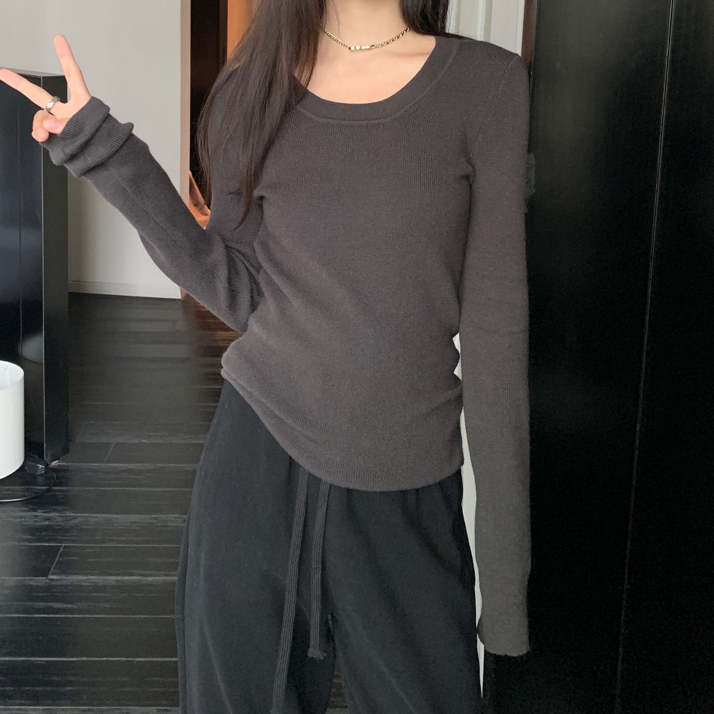 「纸片人内搭」软糯圆领修身打底衫 Soft Round Neck Slim Bottom Shirt