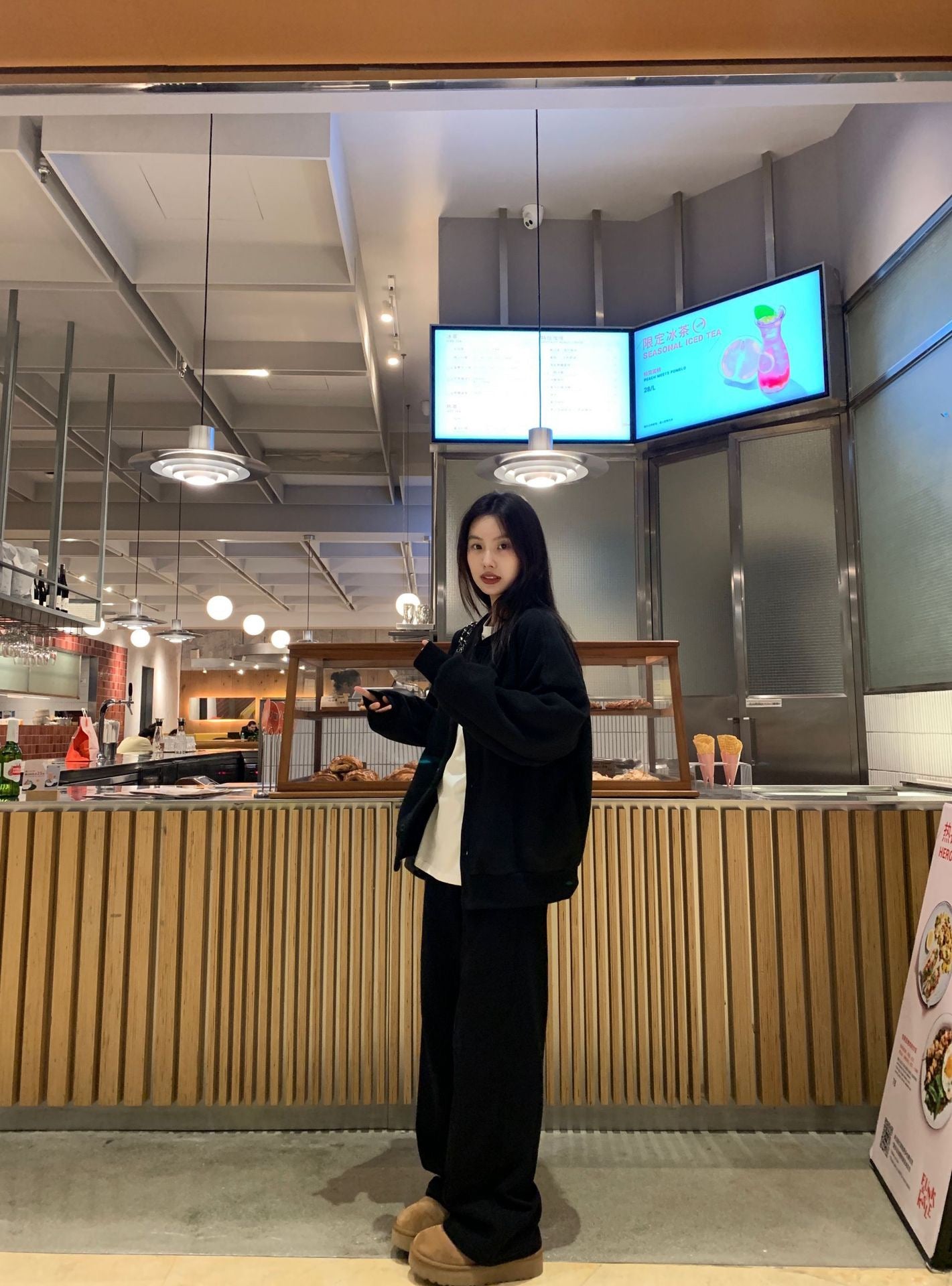 摇粒绒刺绣单排扣卫衣外套Sweatshirt Jacket in Rocker Fleece