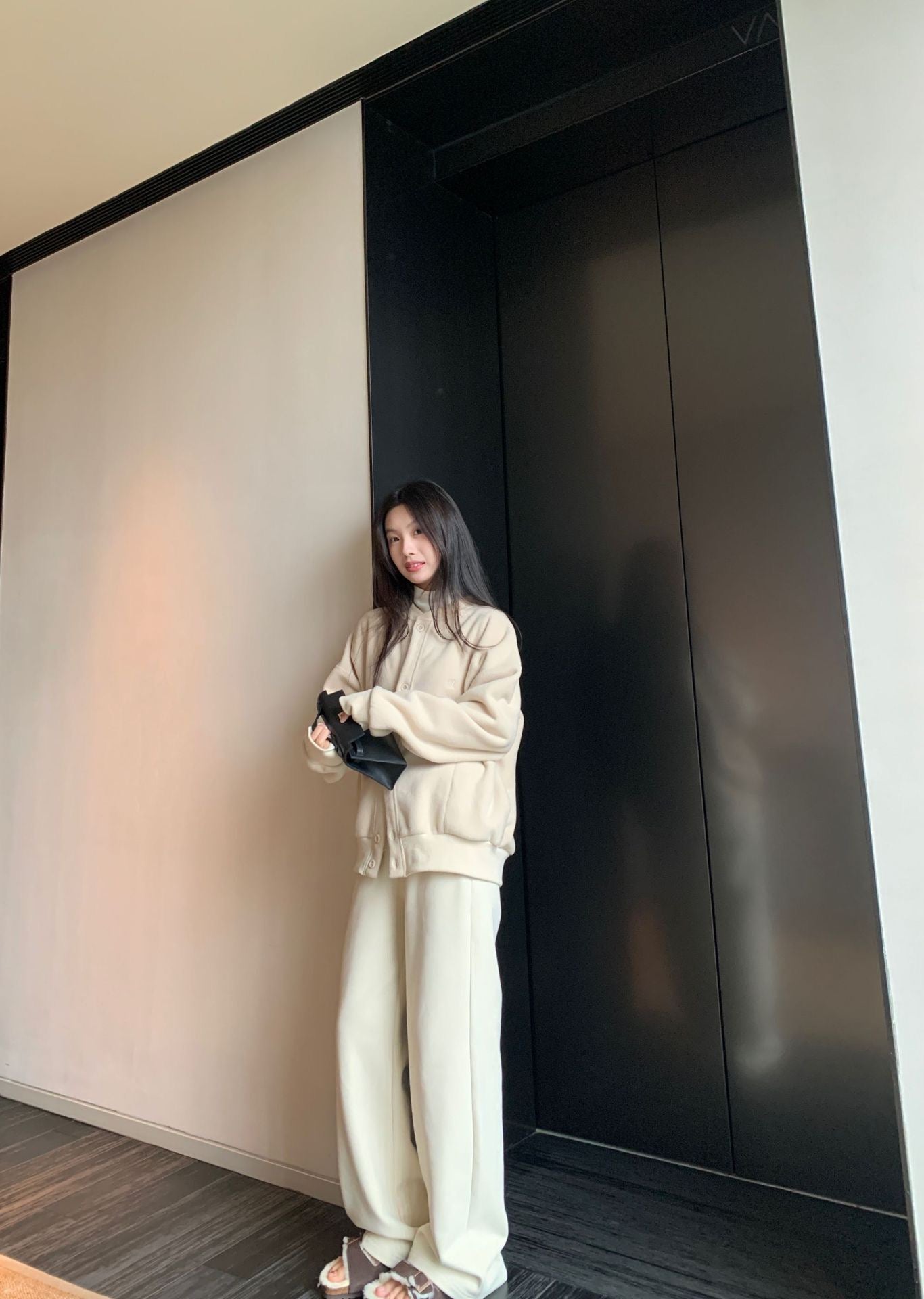 摇粒绒刺绣单排扣卫衣外套Sweatshirt Jacket in Rocker Fleece