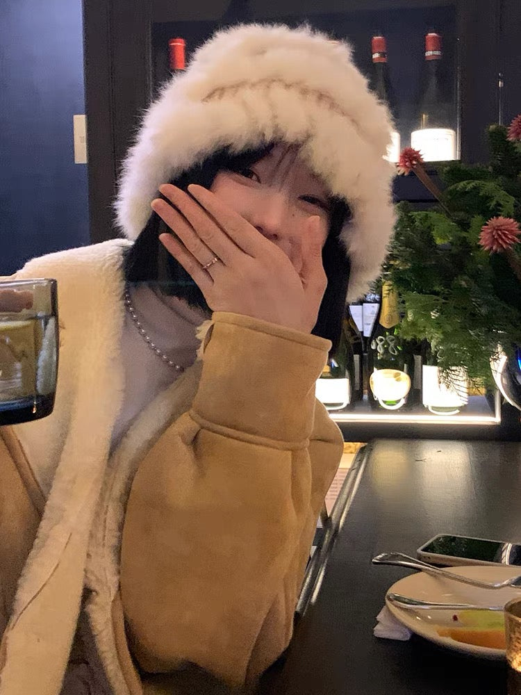米色韩版兔毛显脸小水桶帽Beige bucket hat