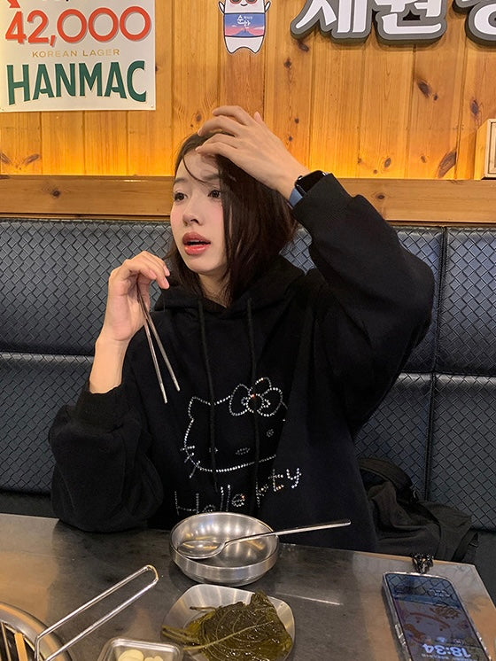 kitty印花加绒套头卫衣kitty print padded pullover jumper