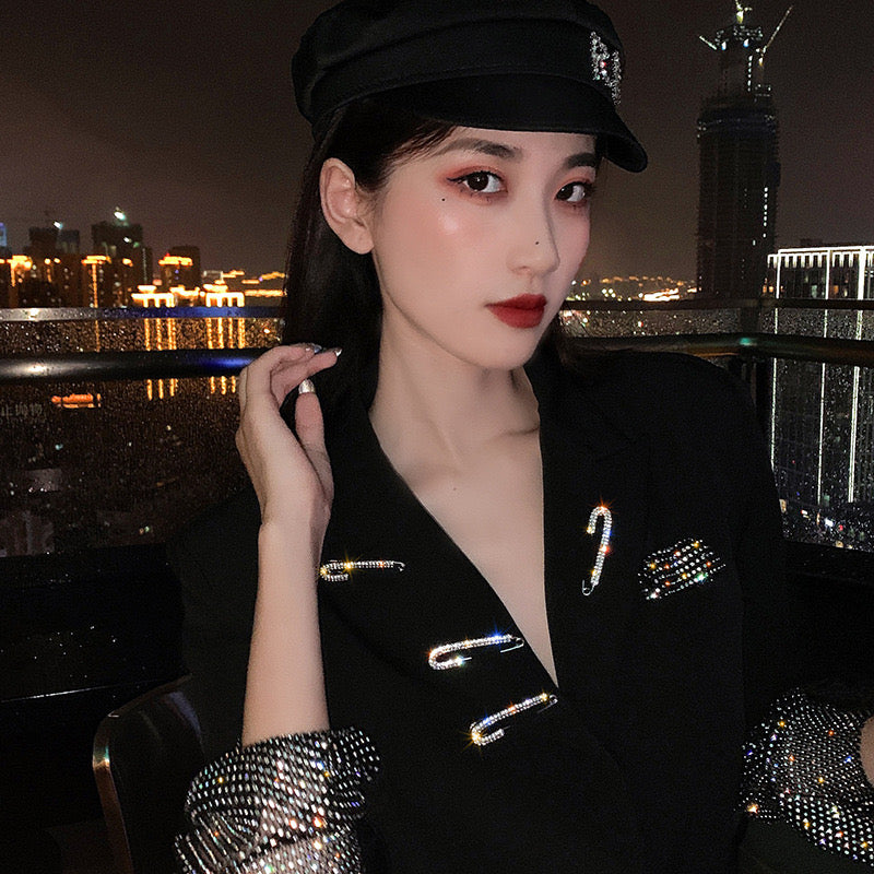 1 Piece Crystal Brooch