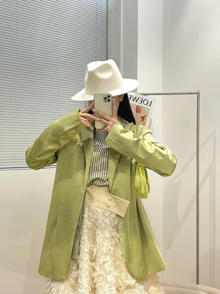 爱心竖条纹拼色衬衫Stripped Heart Embroidery Shirt