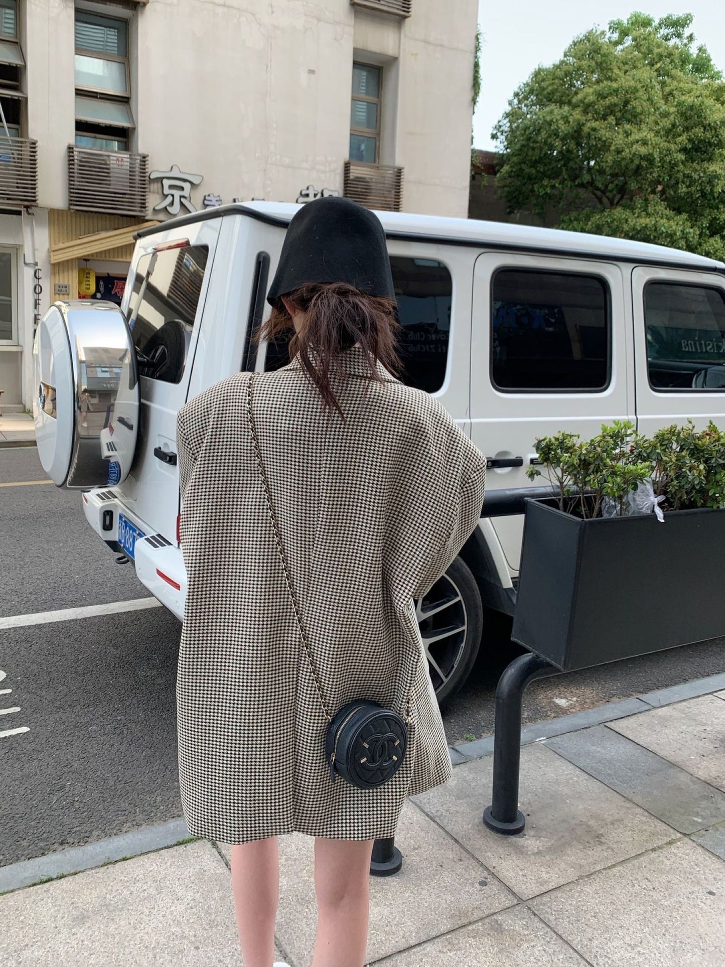 韩系垫肩短款西装外套Oversized Shoulder-padded Short Sleeve Blazer