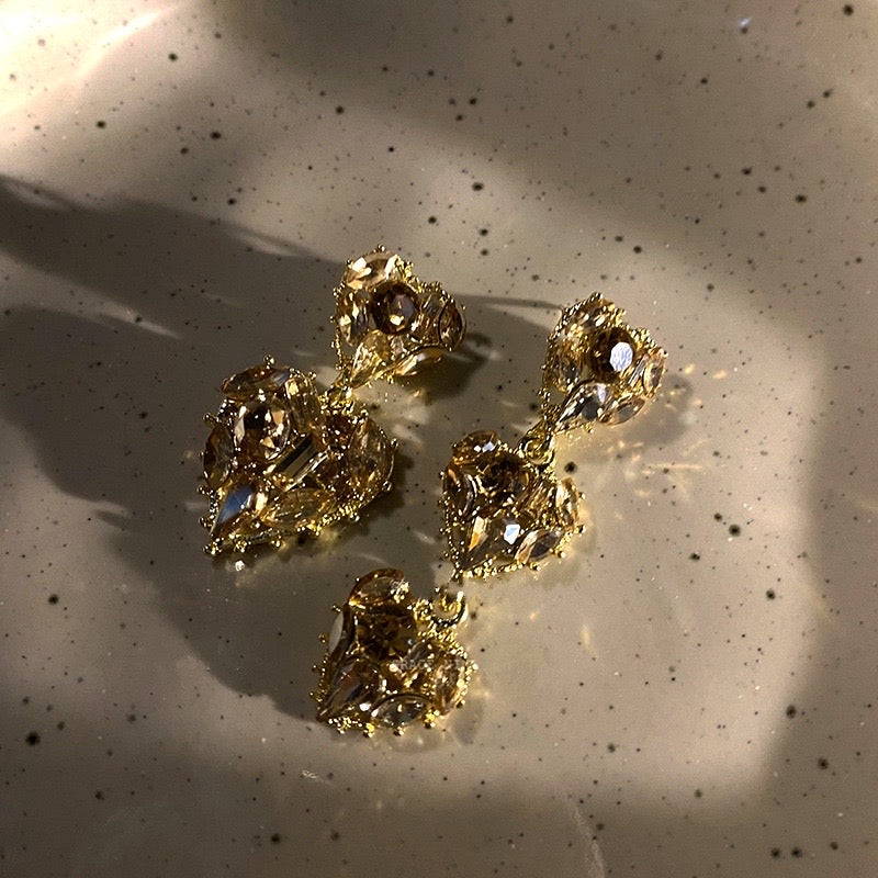 无与伦比的水晶吊坠耳环