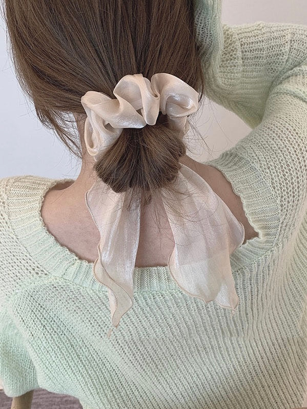 Bow-tie Scrunchie