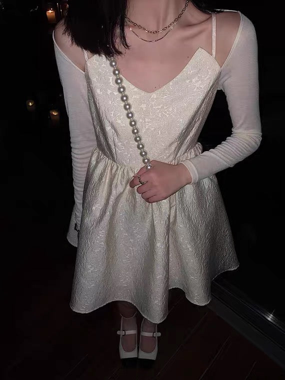 白色小香短款连衣裙White Suspender Dress