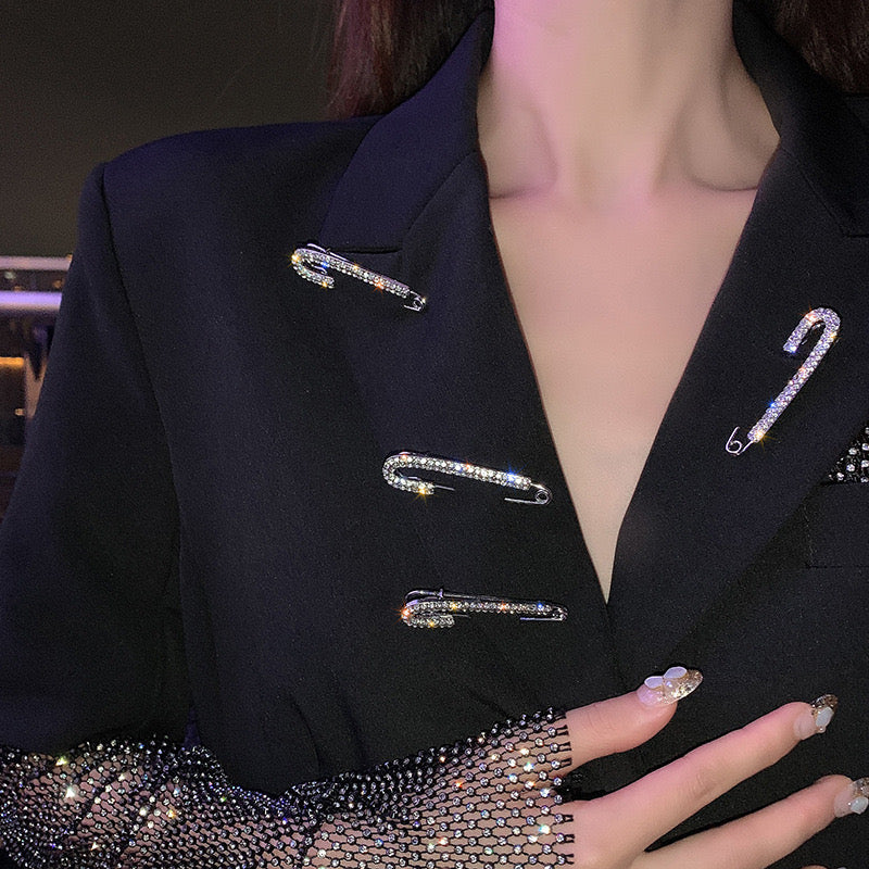 1 Piece Crystal Brooch
