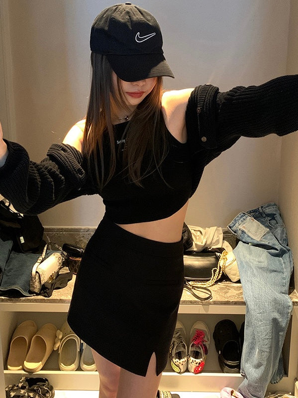 黑色下摆开衩短裙Black Mini Skirt
