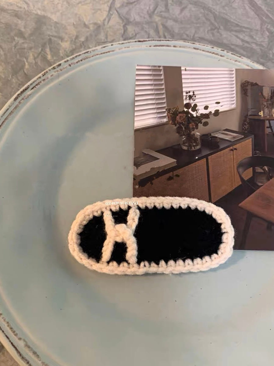 Knitted Hair Clip