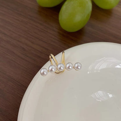 1 Piece Pearl Ear Cuff