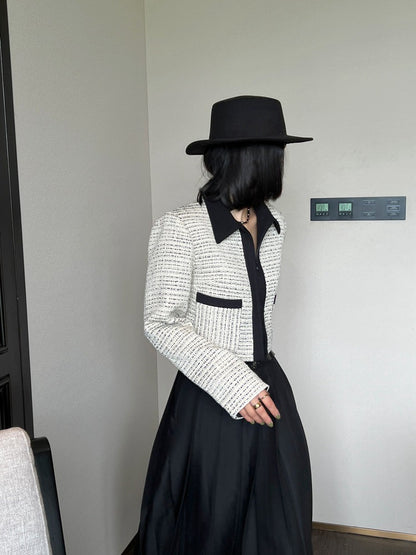 小香短款外套Textured Crop Jacket
