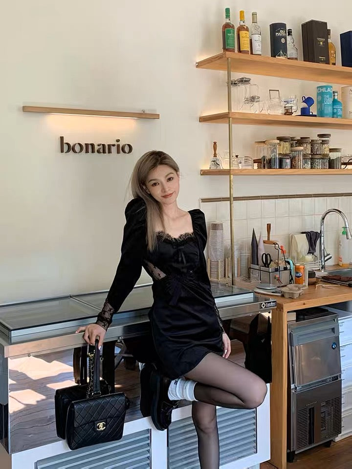 20%OFF_黑丝绒蕾丝边连衣裙Black Lace Mini Dress