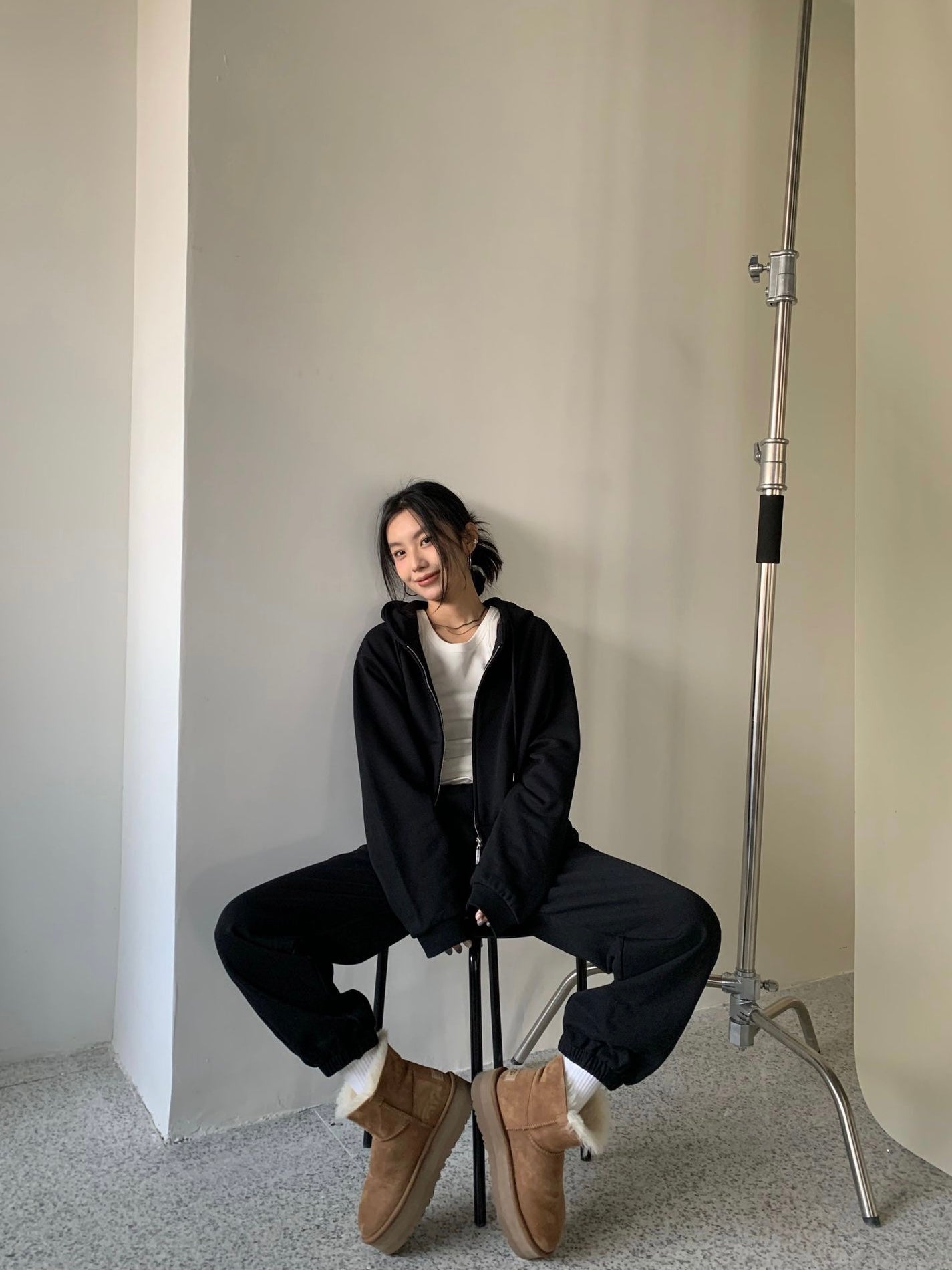 灰绿色/黑色运动休闲套装Full-Zip Hoodie and Classic Sweatpant