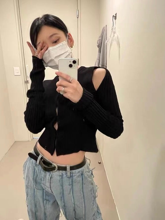 40%OFF_【斩男小天才】小众漏肩针织衫Black Cut-Out Crop Top