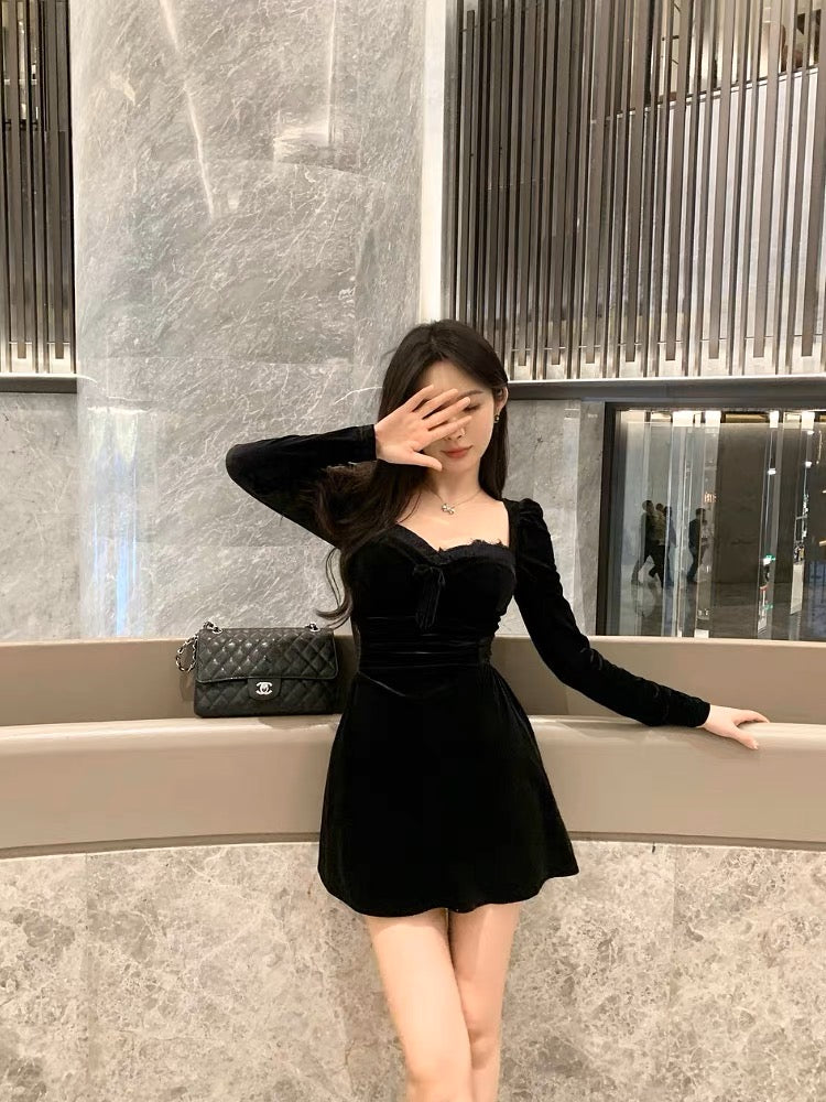 20%OFF_黑丝绒蕾丝边连衣裙Black Lace Mini Dress