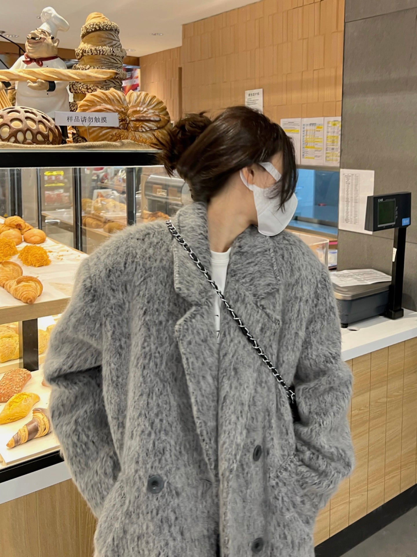 灰色马海毛大衣Light Grey Fur Coat