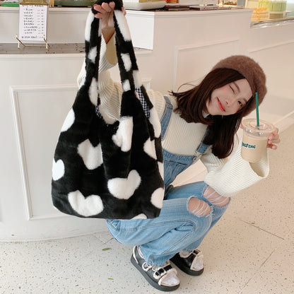 Heart Shape Fleece Shoulder Bag