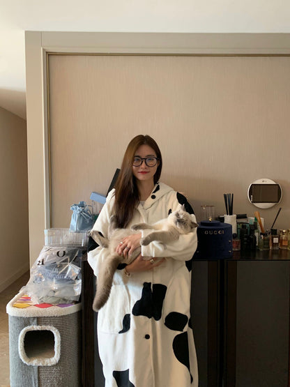 15%OFF_珊瑚绒黑白熊猫睡袍Black and White Fleece Pyjama