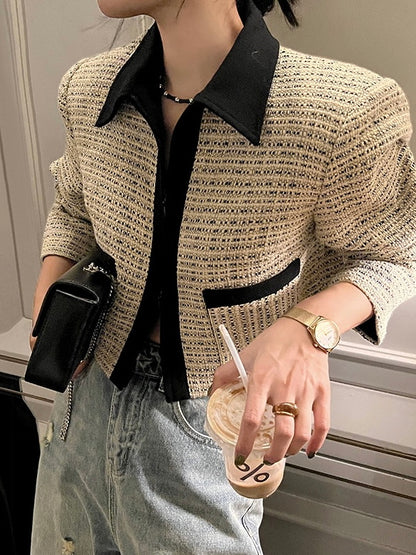 小香短款外套Textured Crop Jacket