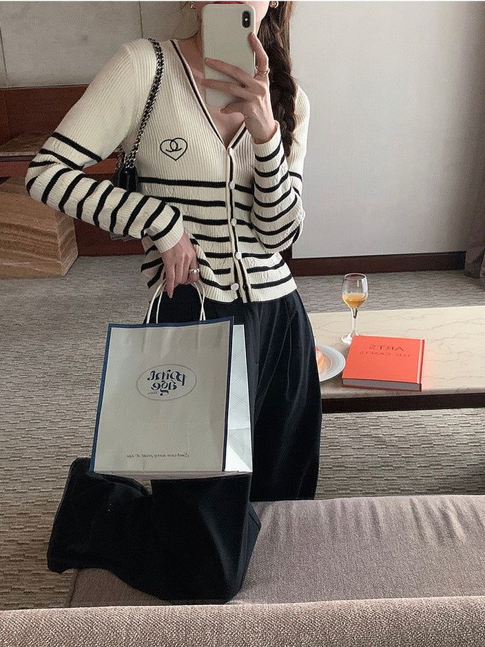 小香条纹开衫V Neck Stripe Button Cardigan