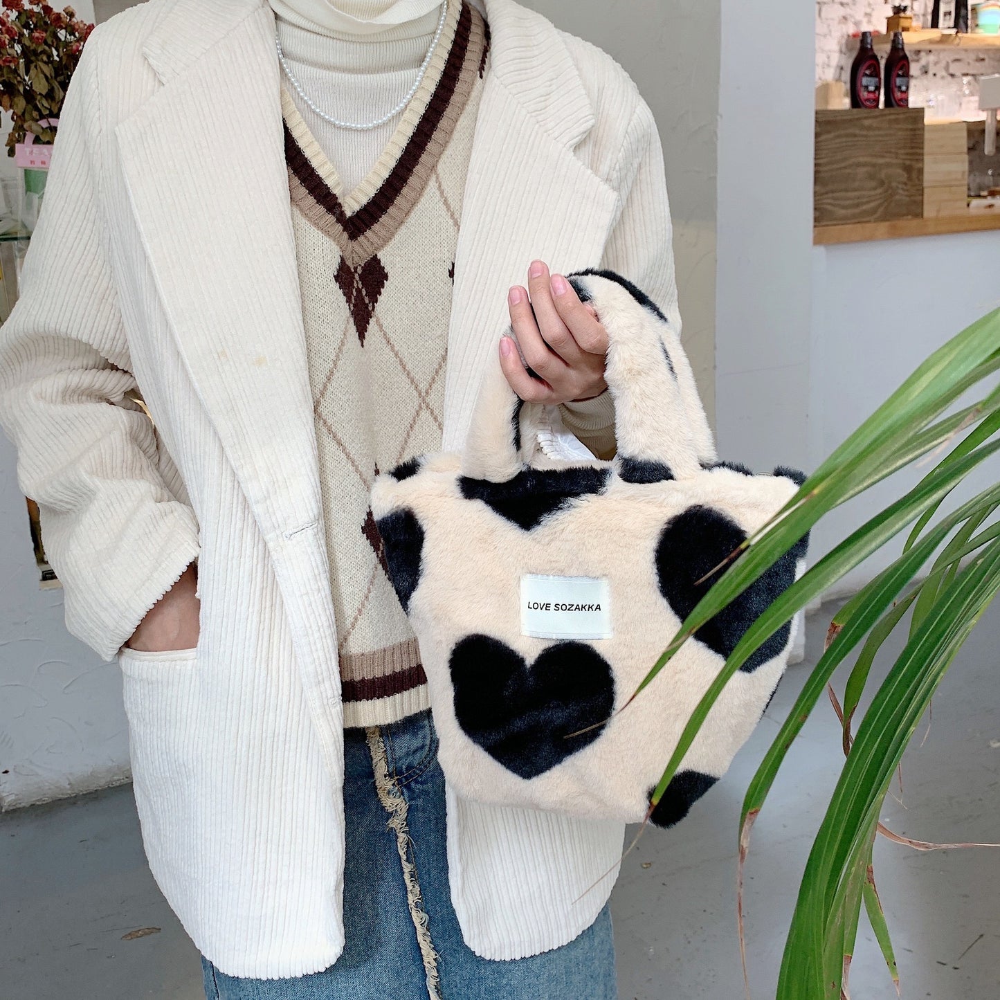 50%OFF_爱心毛毛手提包Heart Shape Fleece Handbag