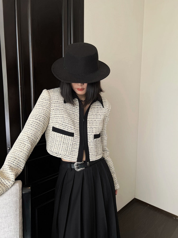 小香短款外套Textured Crop Jacket