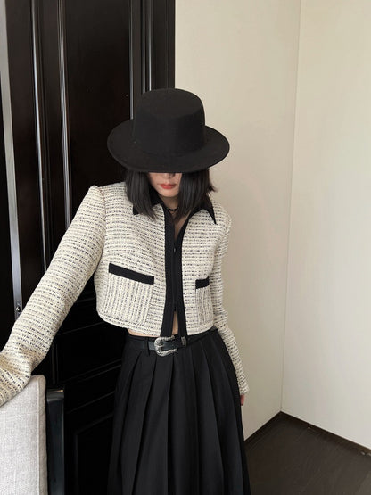 小香短款外套Textured Crop Jacket