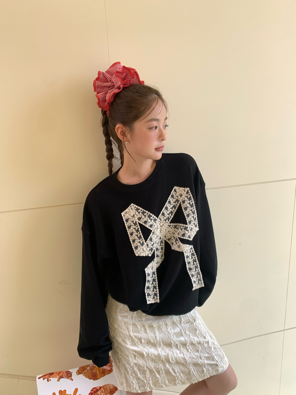 法式绝美蕾丝拼接蝴蝶结圆领卫衣French lace appliqué jumper