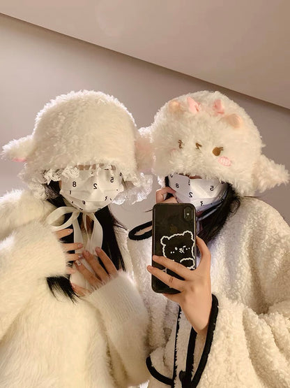 小羊咩咩毛绒毛球帽Sheep Pom Hat