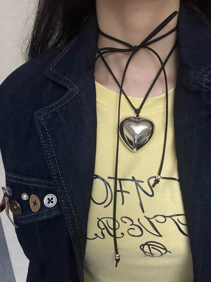 超大爱心绑带项链Heart Lace-Up Necklace