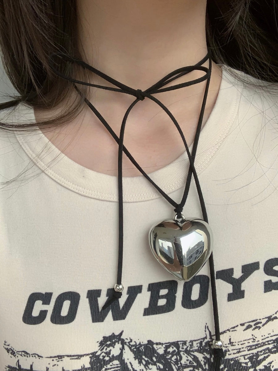 超大爱心绑带项链Heart Lace-Up Necklace