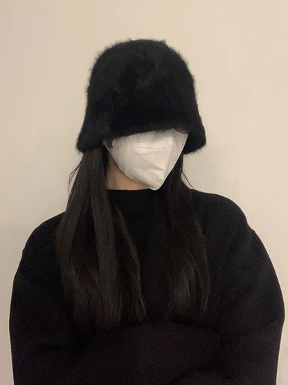 黑白温柔兔毛盆帽Fur Bucket Hat