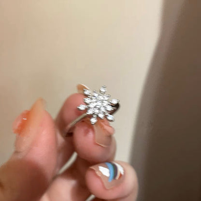 Snow Flake Ring with Diamonds