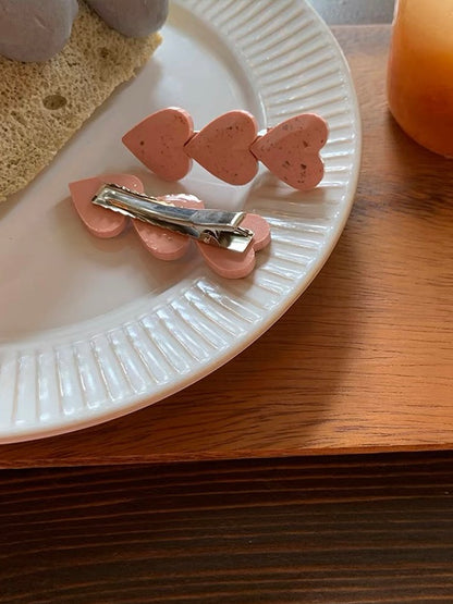 粉色爱心边夹Pink Heart Hair Clips