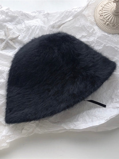 黑白温柔兔毛盆帽Fur Bucket Hat