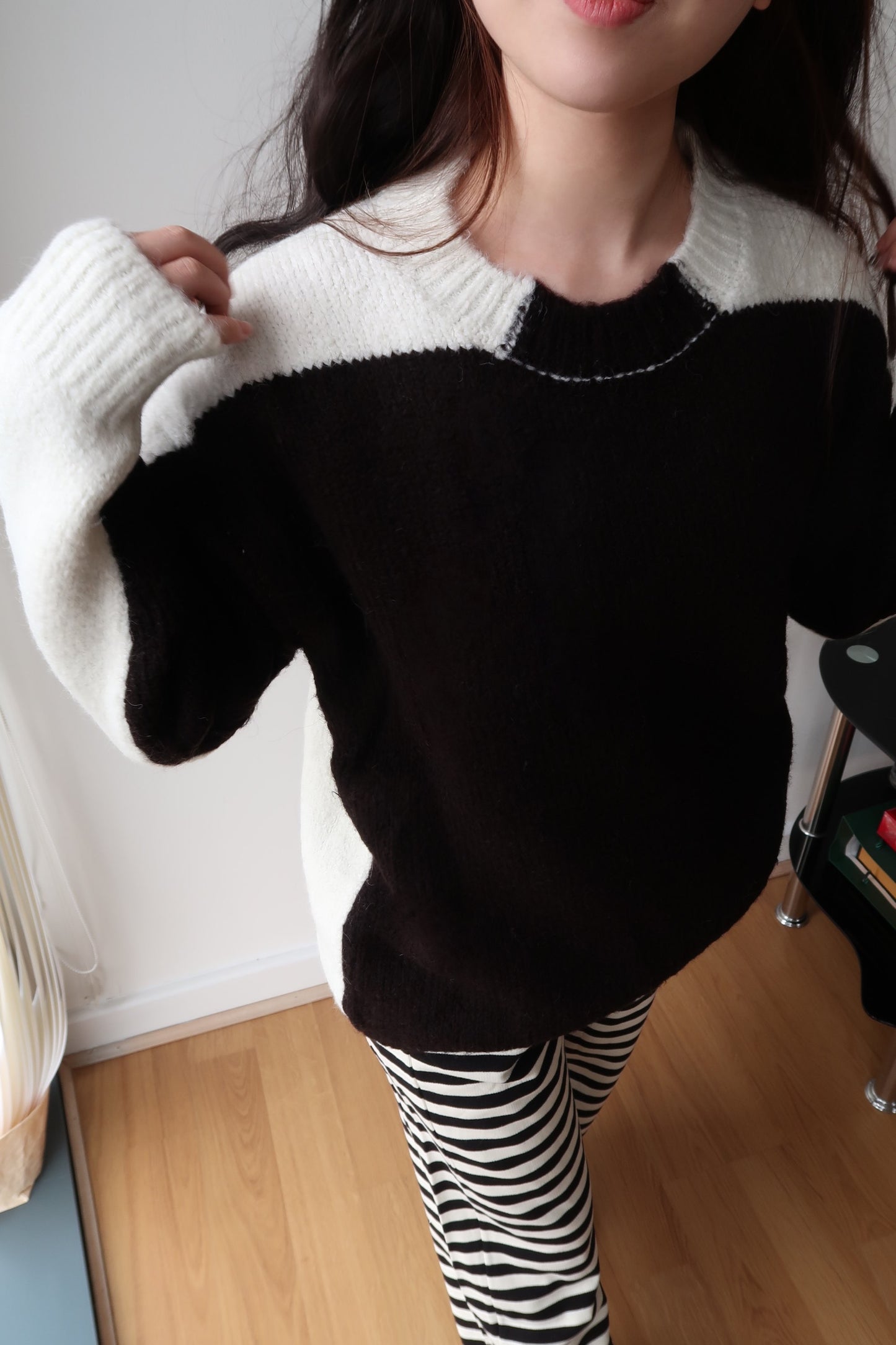 黑白拼色羊毛毛衣Black and White Wool Knit Sweater