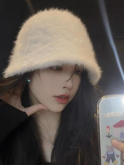 黑白温柔兔毛盆帽Fur Bucket Hat