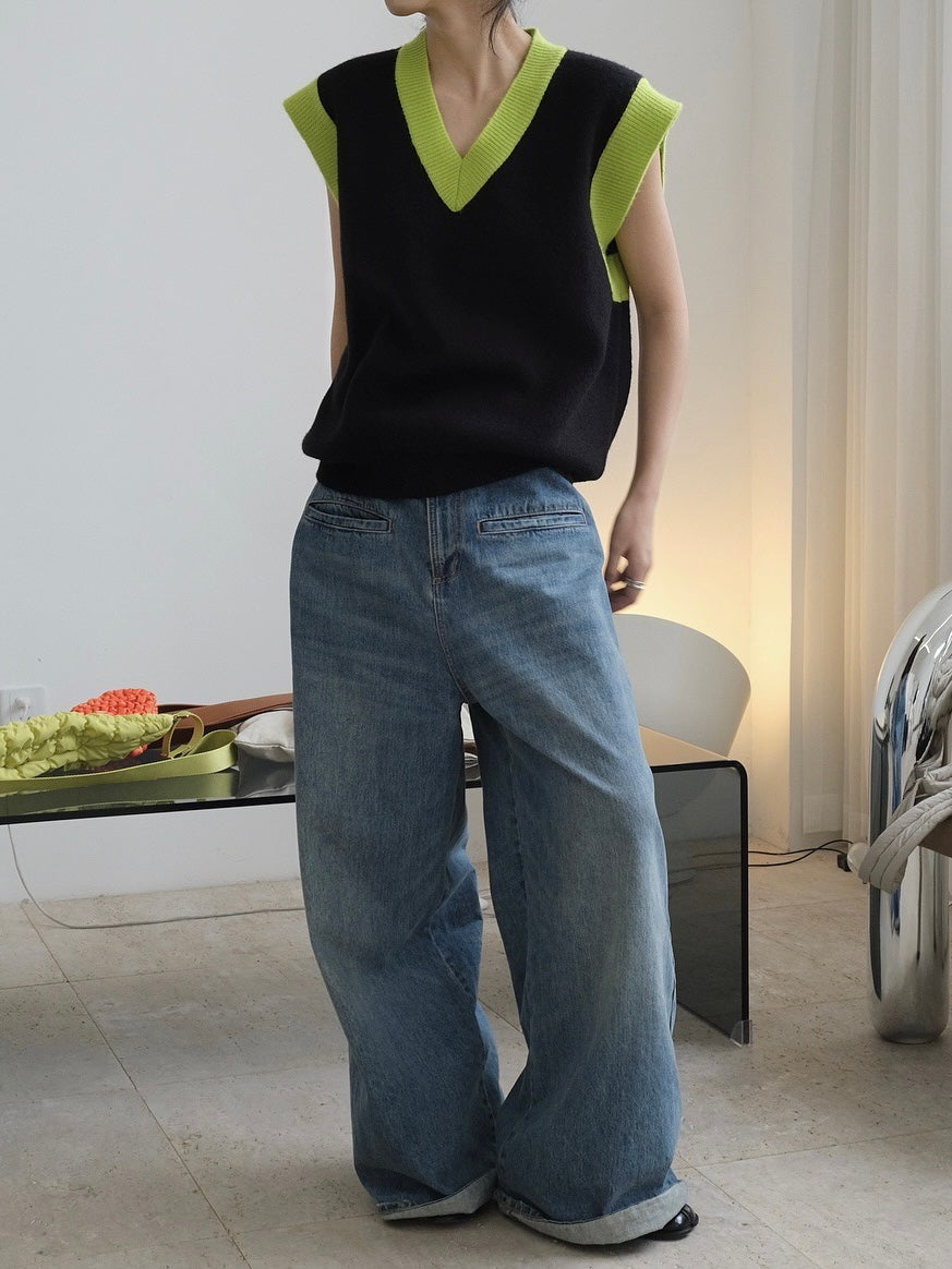 超时髦黑绿拼色羊毛背心Black and Green V Neck Knit Vest