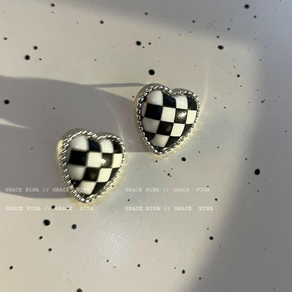 爱心棋盘格耳钉Chess Silver Plated Stud Earrings